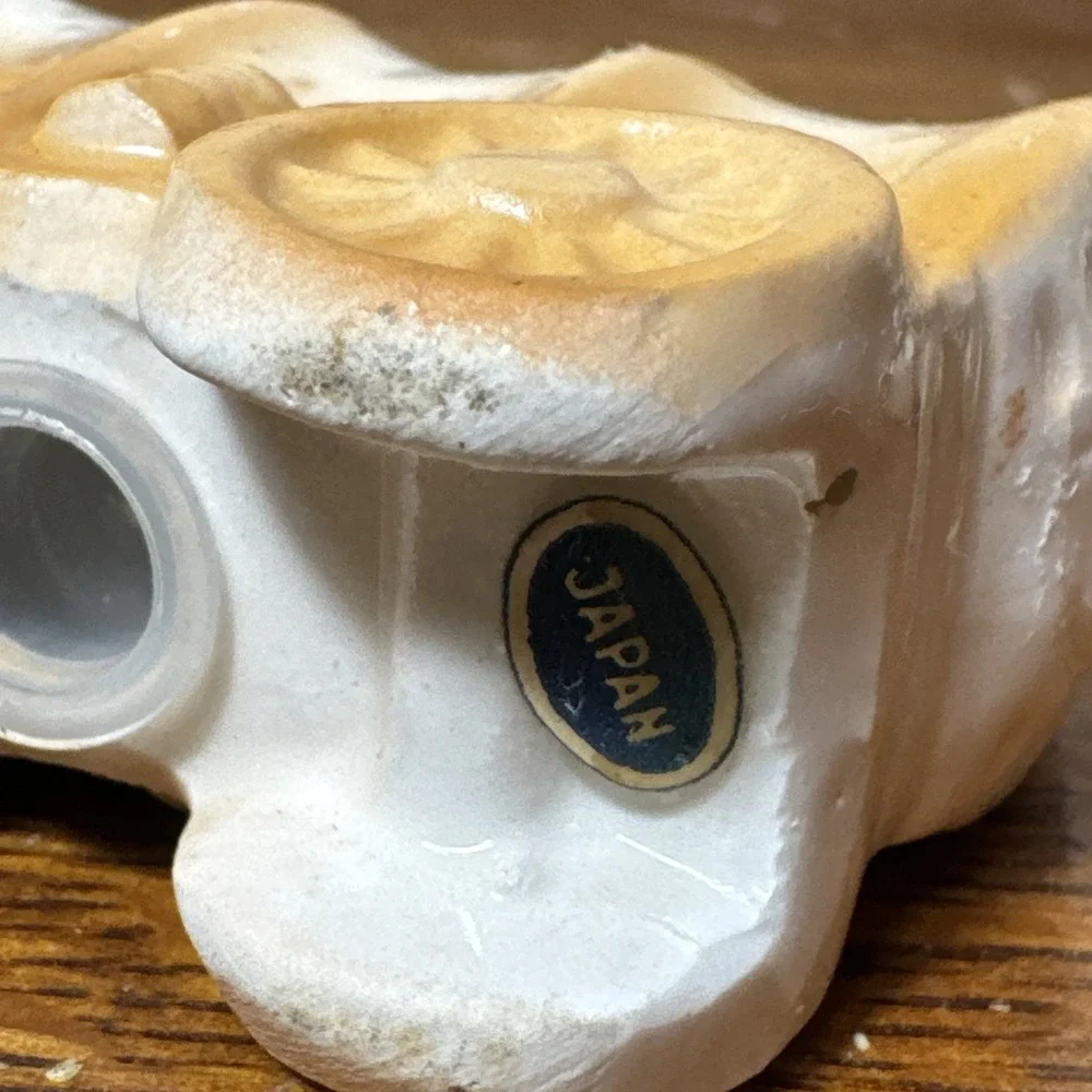 Vintage Japan Texas Covered Wagon Salt & Pepper Shakers Ceramic Western Set
